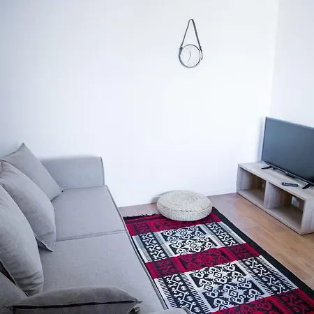 Apartman City Center Three Rooms Apartment Bukarest