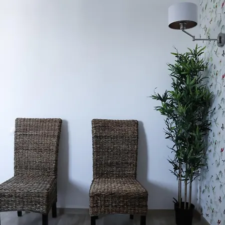 City Center Three Rooms Apartment * Bukarest