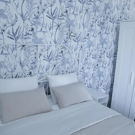 City Center Three Rooms Apartment Apartman